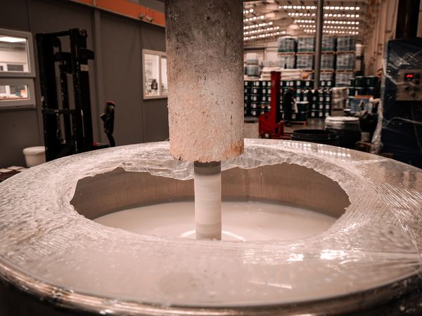 Ink mixing tank